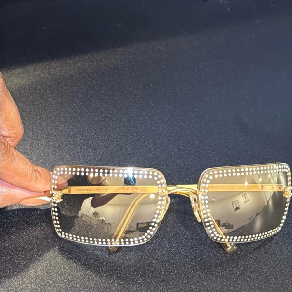 CHANEL 4015 GOLD RHINESTONE SUNGLASSES